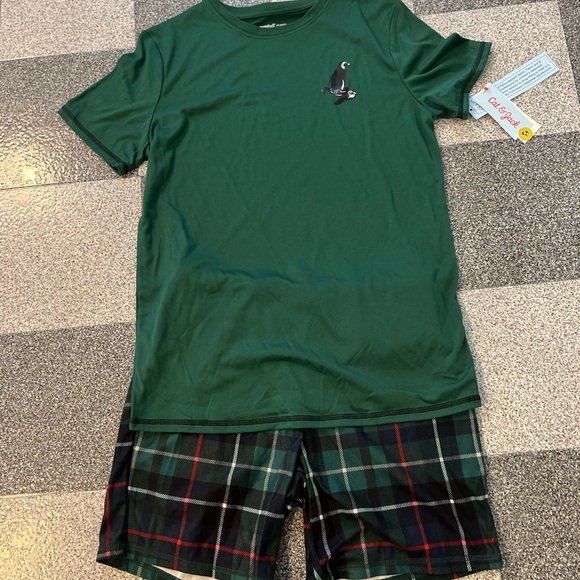 NWT Cat & Jack Boys 2 Pcs Green Pajama Set- XXL - Picture 2 of 7
